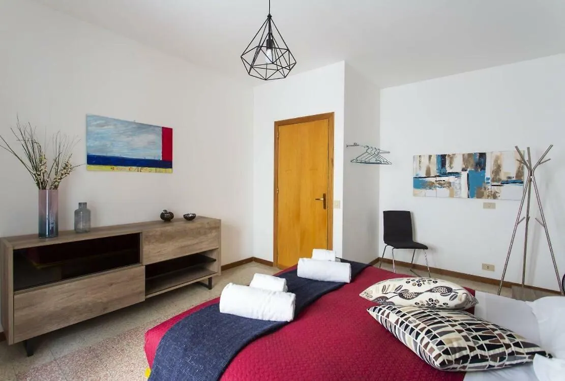 Bb4U Apartments And Terrace Palermo 0*,